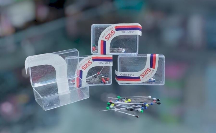 علبه دبابيس ابره صغيره